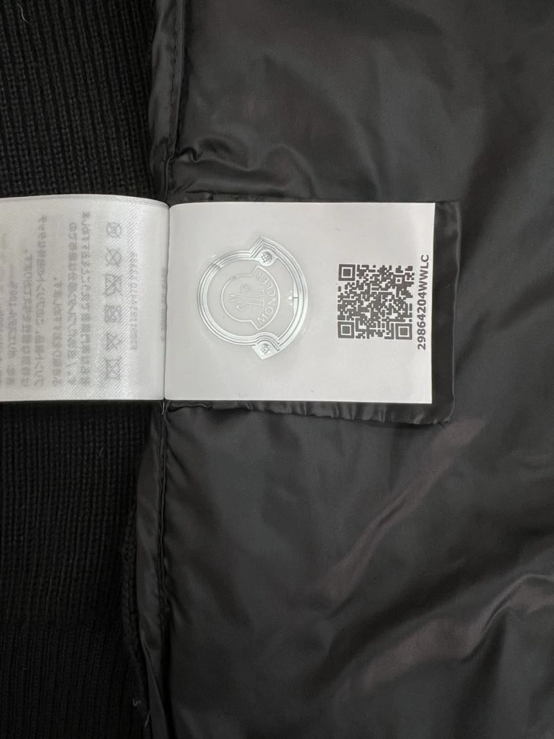 Youthful Moncler Down Jackets 144050