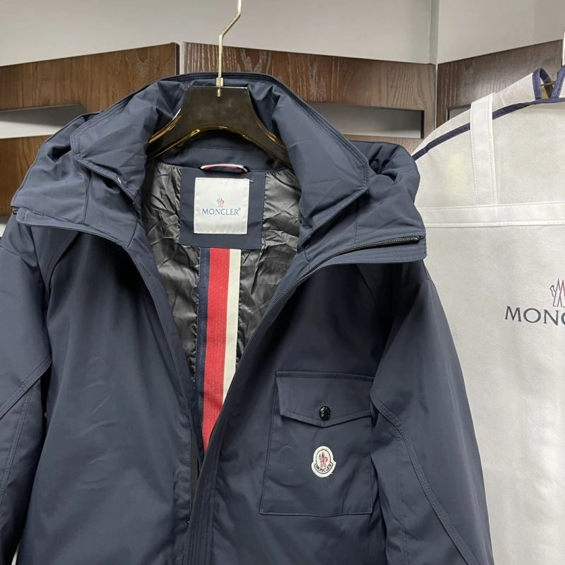 Unisex Moncler Down Jackets 144051