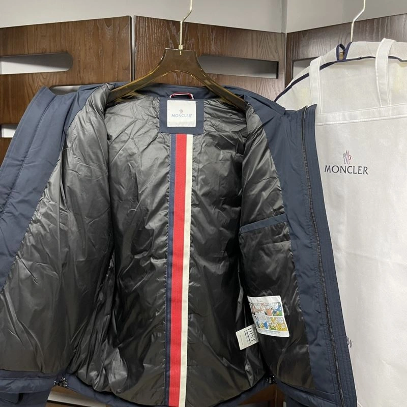 Unisex Moncler Down Jackets 144051