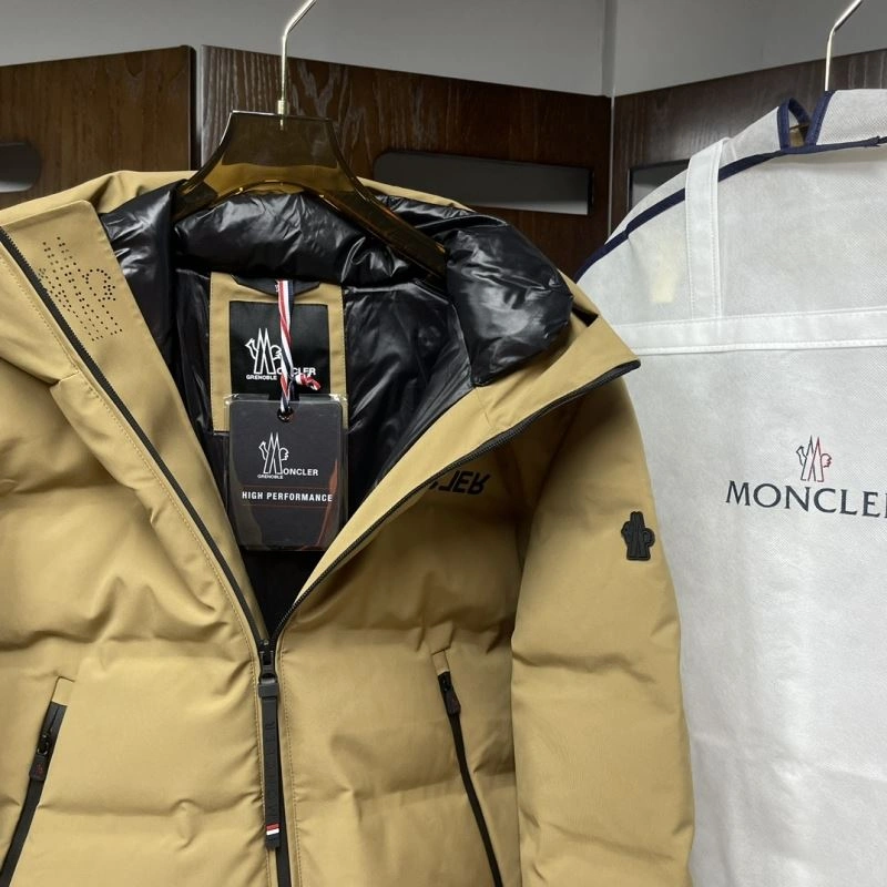 Versatile Moncler Down Jackets 144046