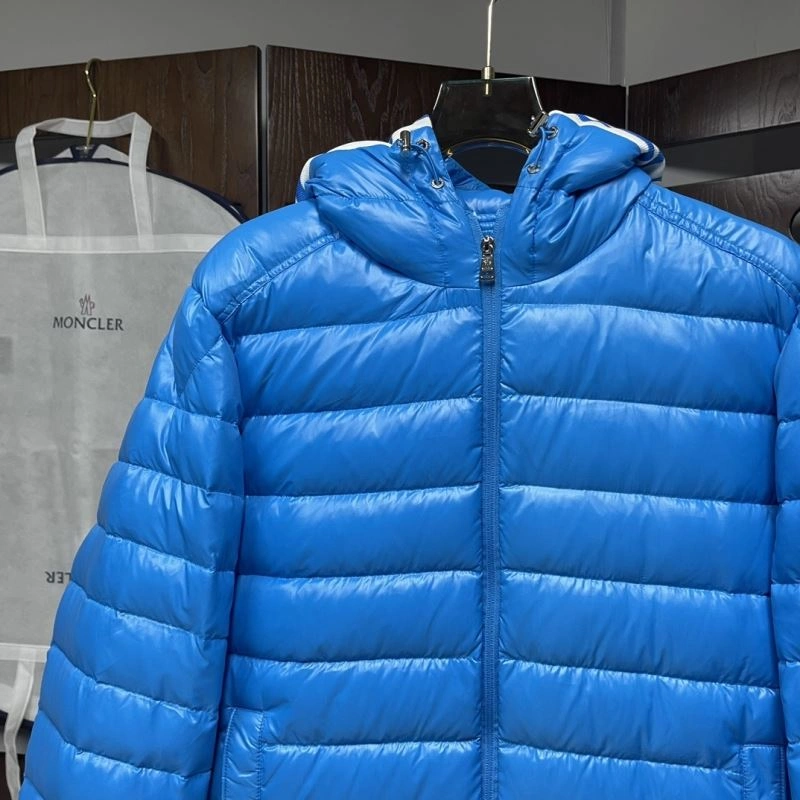 Elegant Moncler Down Jackets 144044
