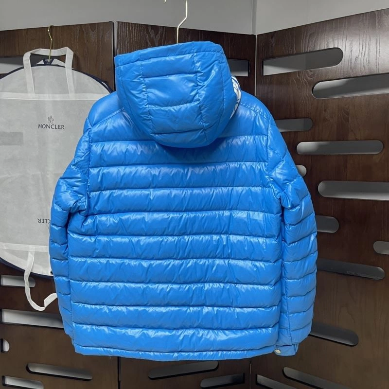 Elegant Moncler Down Jackets 144044