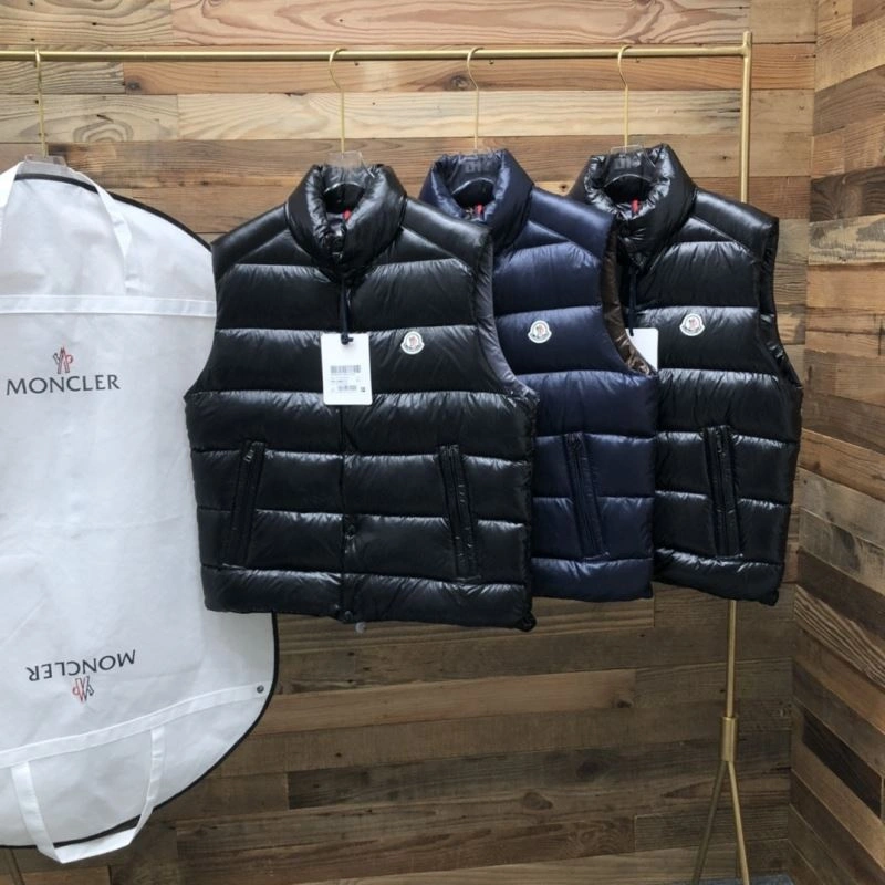 Moncler Down Jackets Elegant 144040