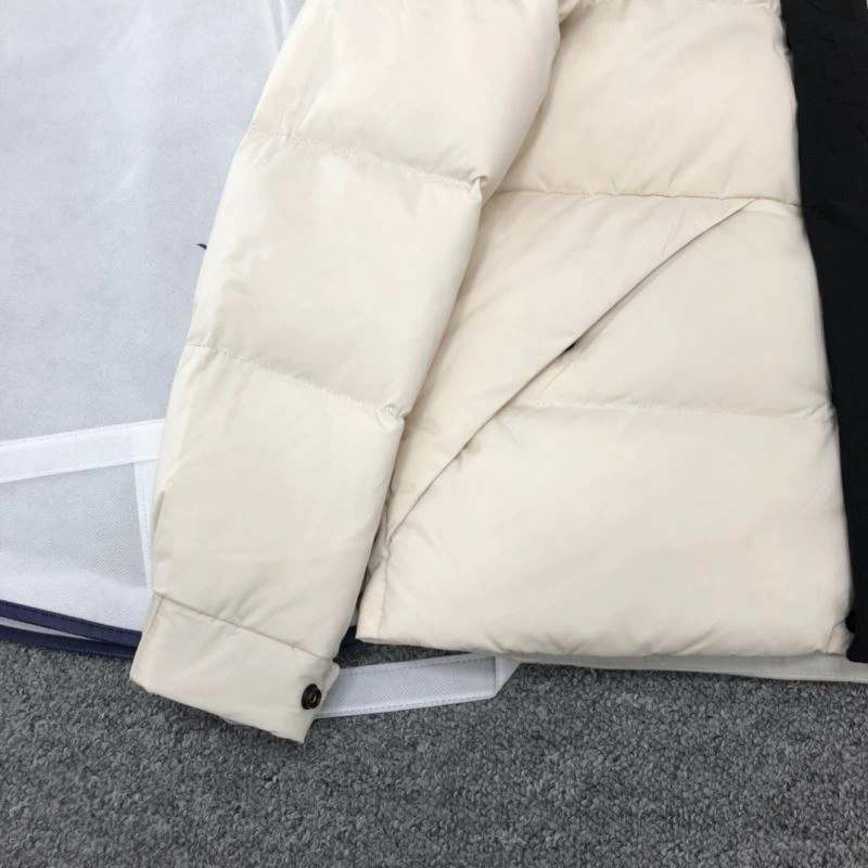 Moncler Down Jackets Popular 144041