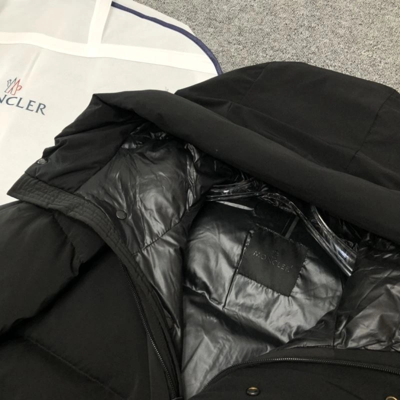 Moncler Down Jackets Seasonal 144039