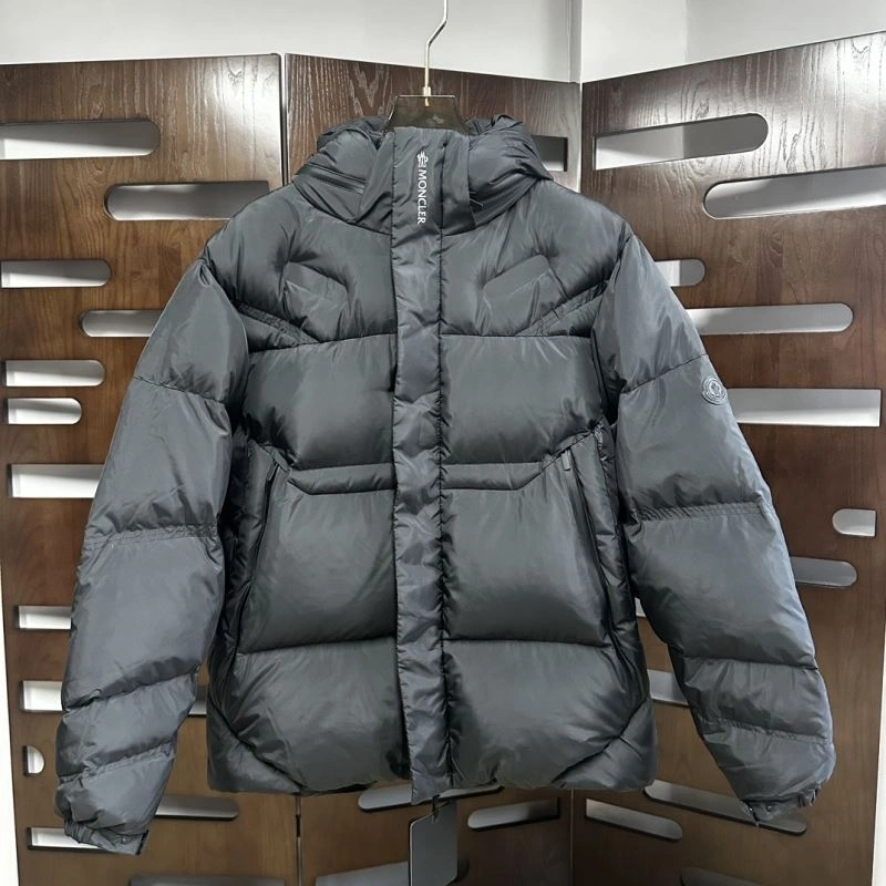 HighQuality Moncler Down Jackets 144038