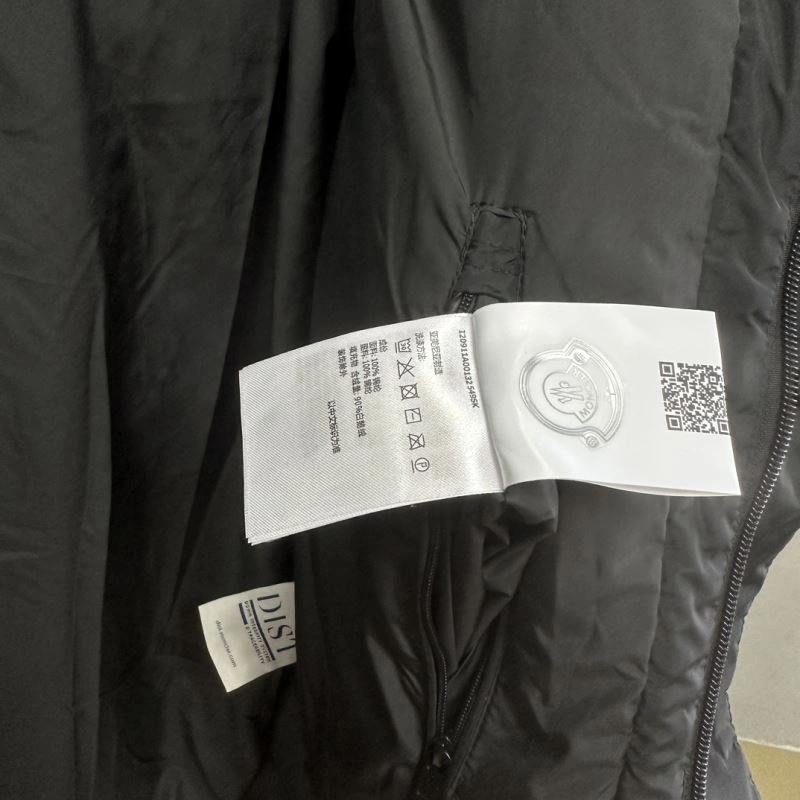 HighQuality Moncler Down Jackets 144038