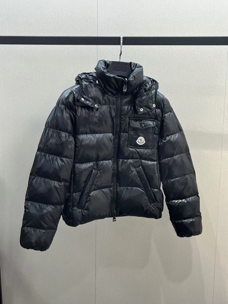 Tailored Moncler Down Jackets 144049