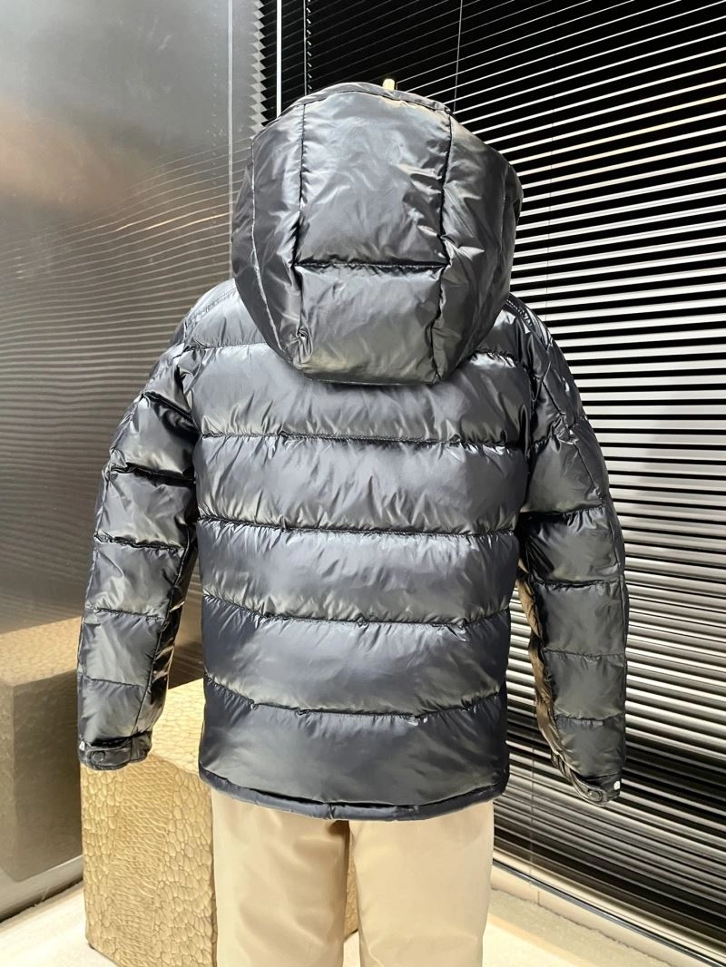 Breathable Moncler Down Jackets 144027