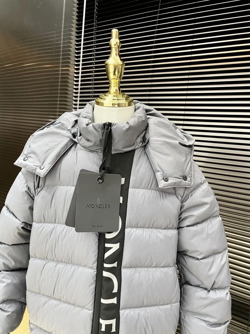Bright Moncler Down Jackets 144036