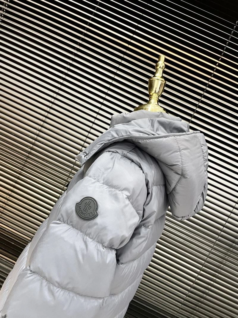 Bright Moncler Down Jackets 144036