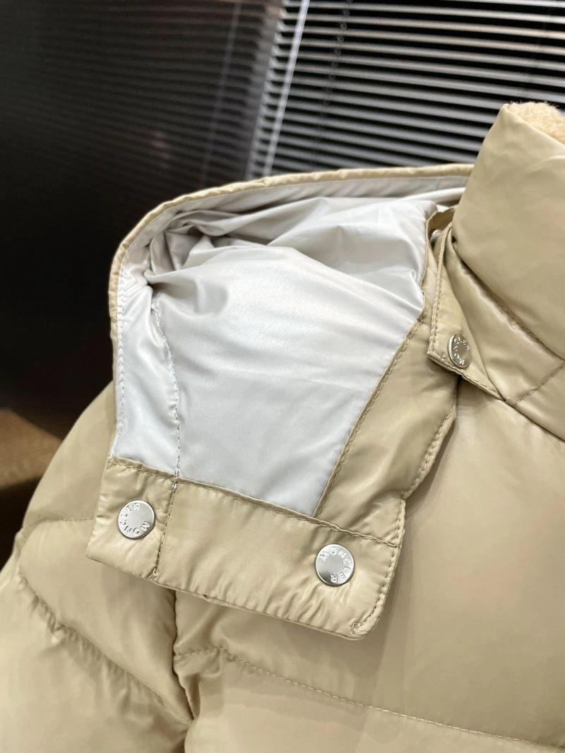Practical Moncler Down Jackets 144018