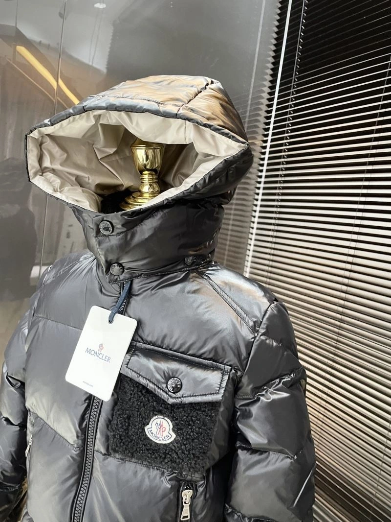 Moncler Down Jackets Classic 144021