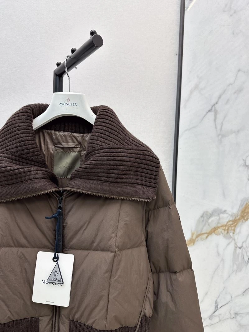 Moncler Down Jackets Chic 144016