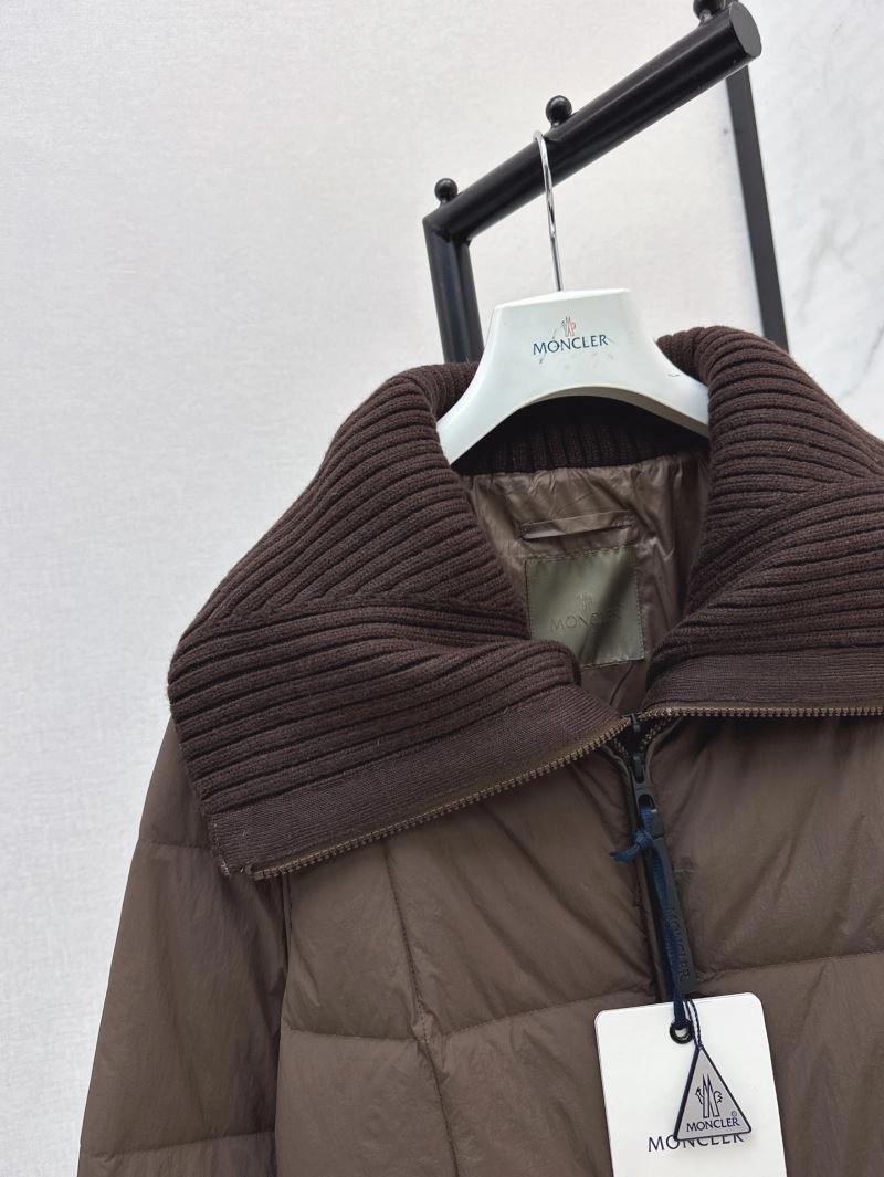Moncler Down Jackets Chic 144016