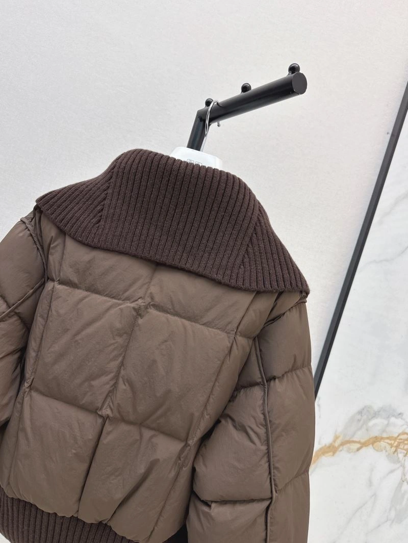 Moncler Down Jackets Chic 144016