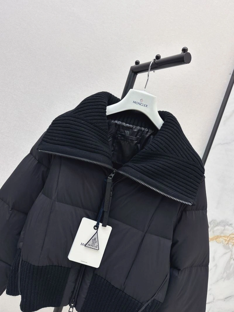 SmoothTexture Moncler Down Jackets 144028
