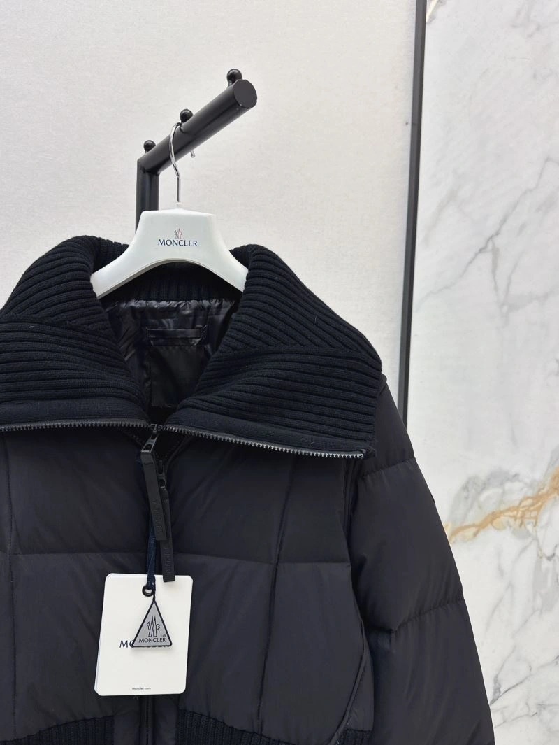 SmoothTexture Moncler Down Jackets 144028