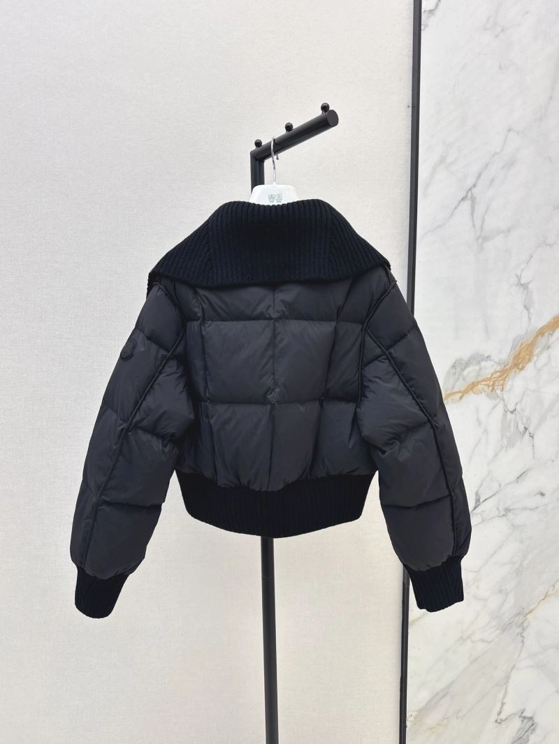 SmoothTexture Moncler Down Jackets 144028
