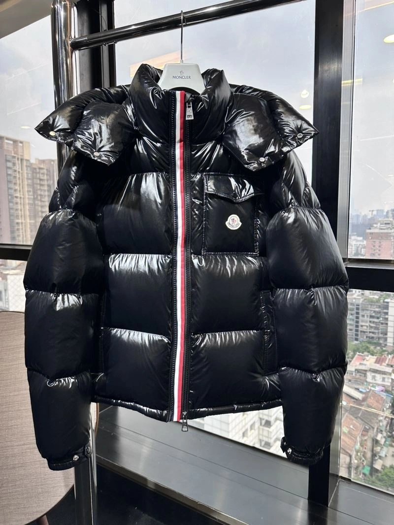 Moncler Down Jackets DailyWear 144004