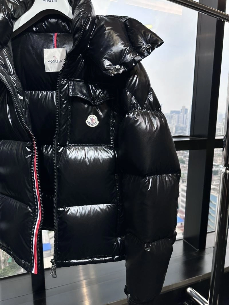 Moncler Down Jackets DailyWear 144004
