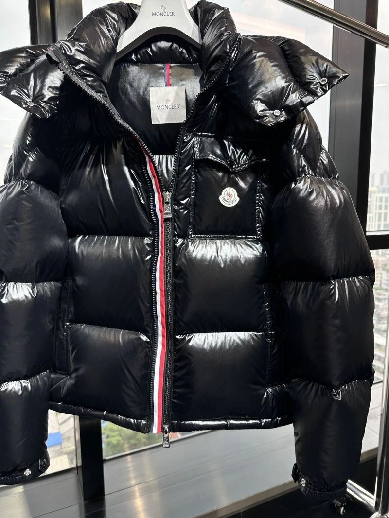 Moncler Down Jackets DailyWear 144004