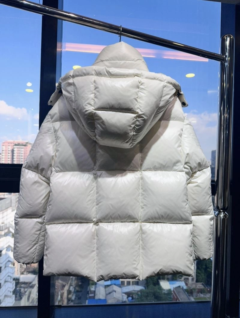 Moncler Down Jackets Seasonal 144030