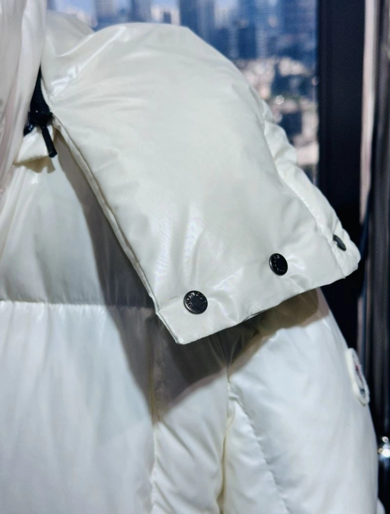 Moncler Down Jackets Seasonal 144030