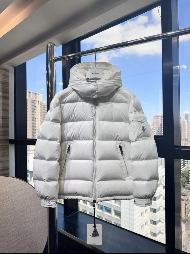 Moncler Down Jackets ModernLook 143995
