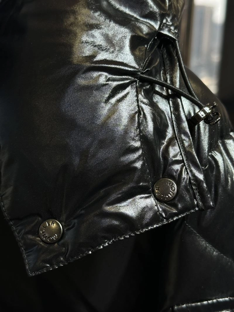 EyeCatching Moncler Down Jackets 143991