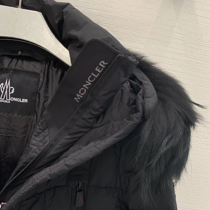 Popular Moncler Down Jackets 143981