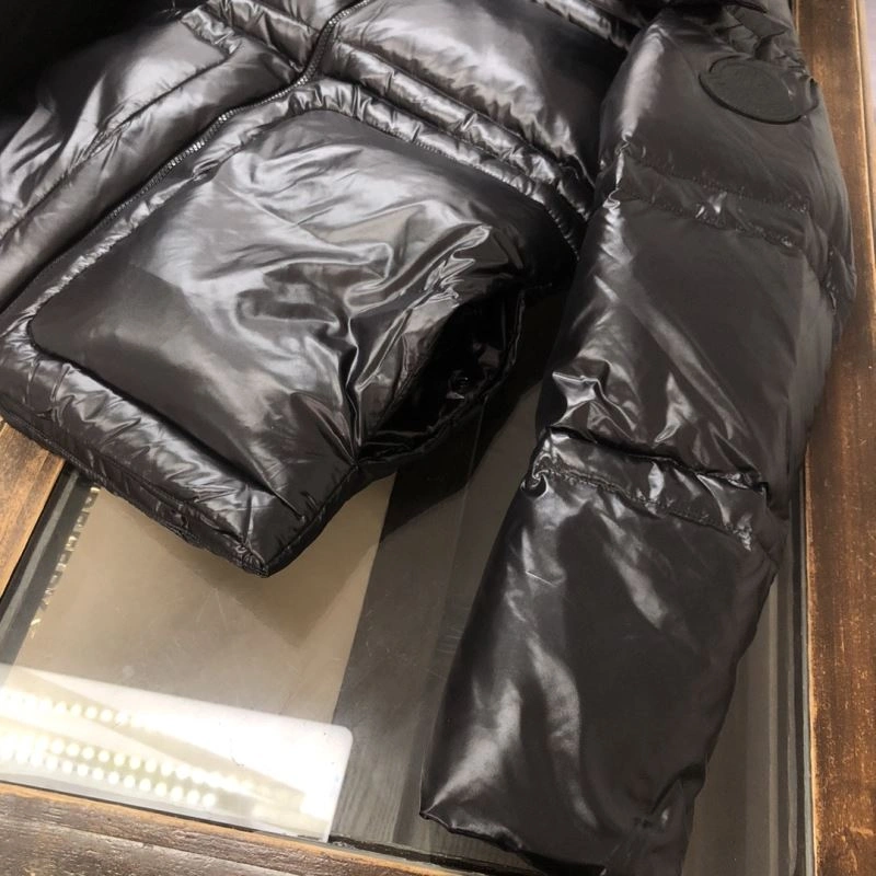Moncler Down Jackets Unisex 143980