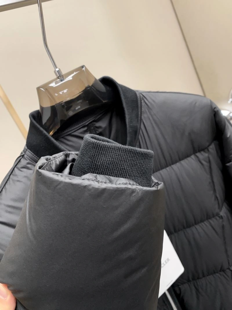 Lightweight Moncler Down Jackets 144001