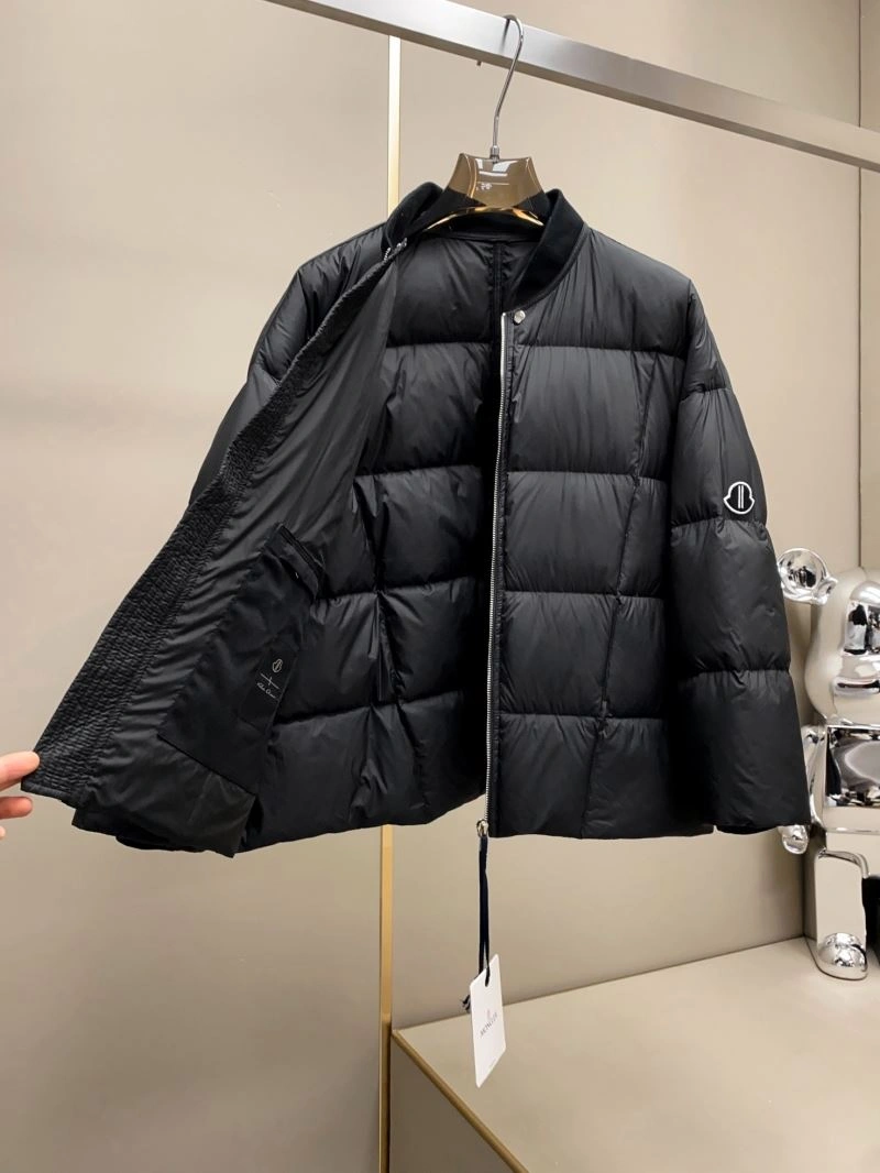 Lightweight Moncler Down Jackets 144001