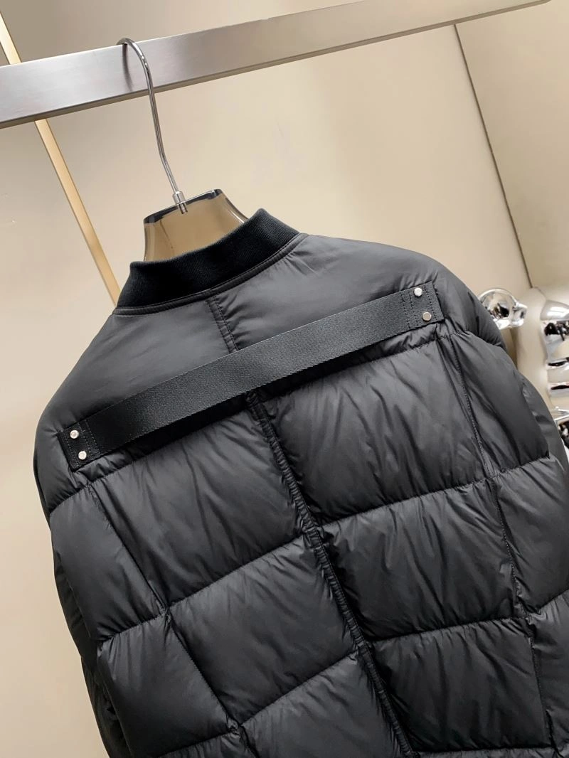 Lightweight Moncler Down Jackets 144001
