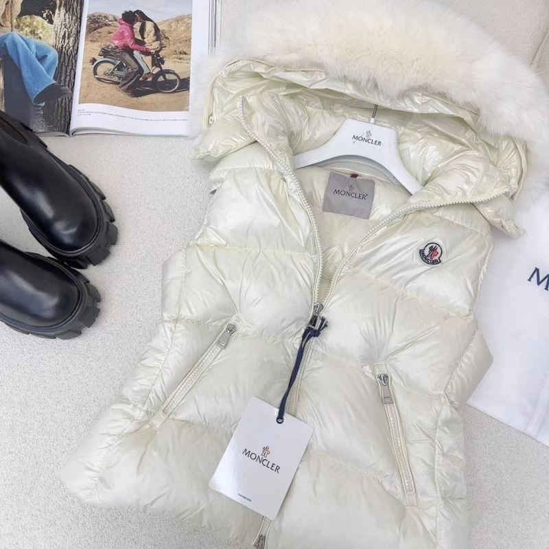 FreshLook Moncler Down Jackets 143987