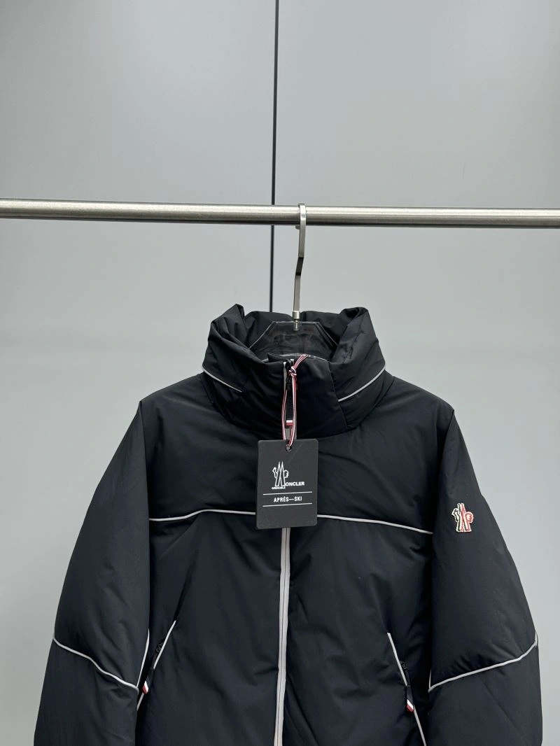 Moncler Down Jackets Refined 143979