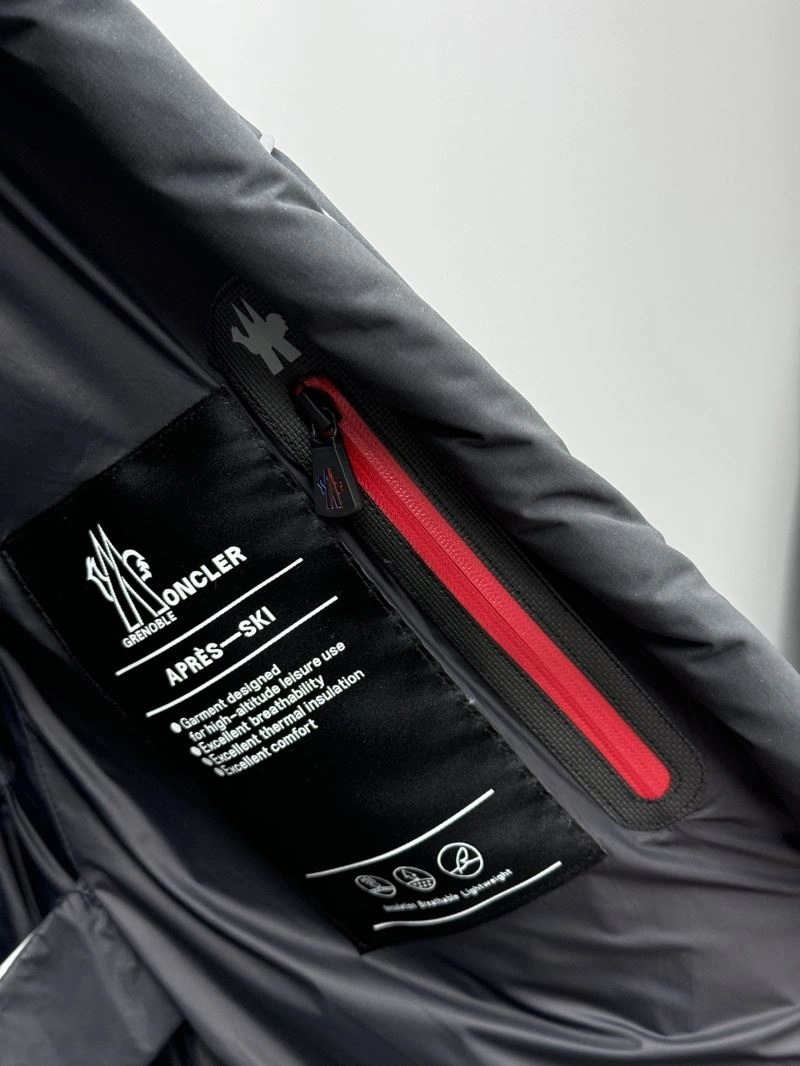 Moncler Down Jackets Refined 143979
