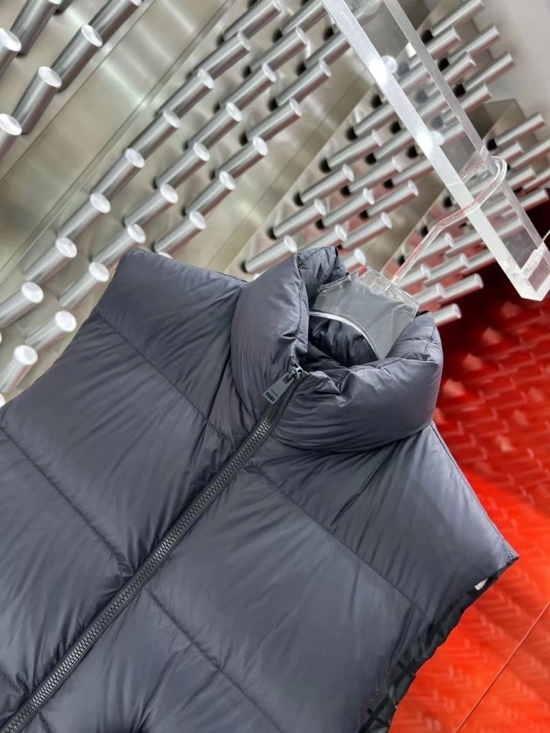 StreetReady Moncler Down Jackets 143968