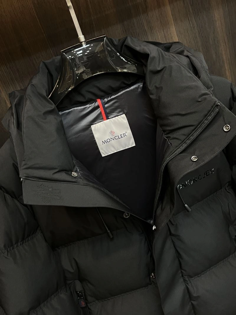 Moncler Down Jackets Sustainable 143989