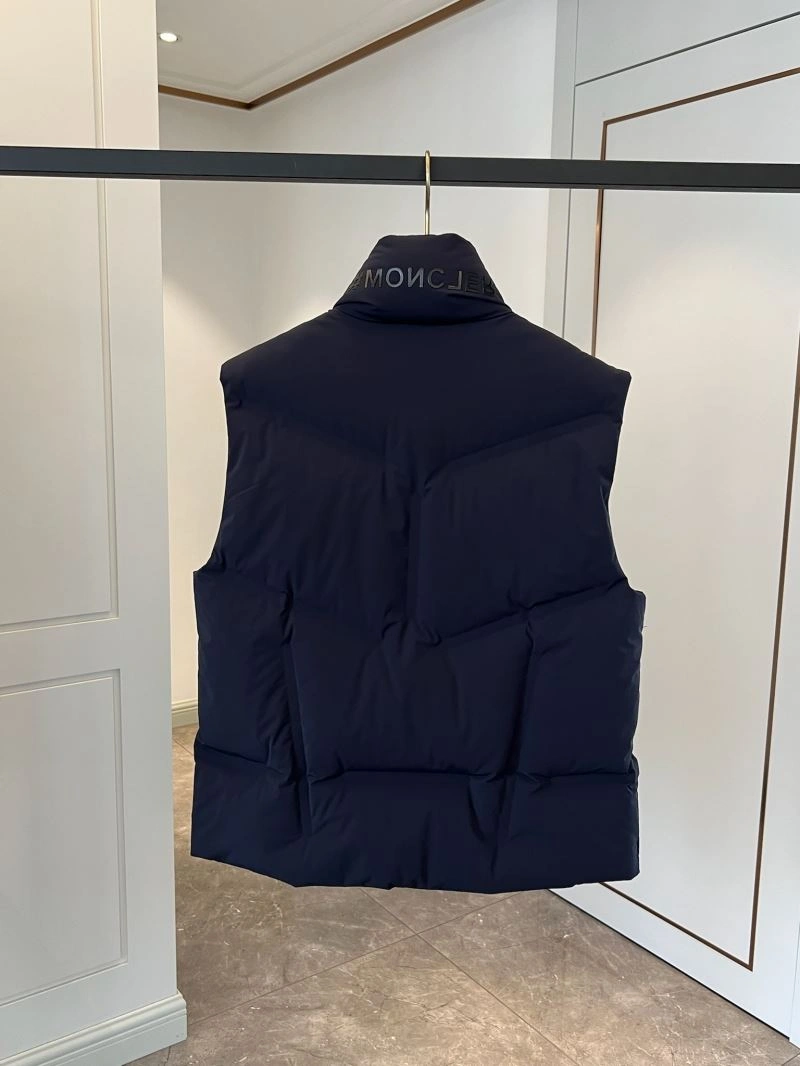 Moncler Down Jackets TimelessDesign 143964