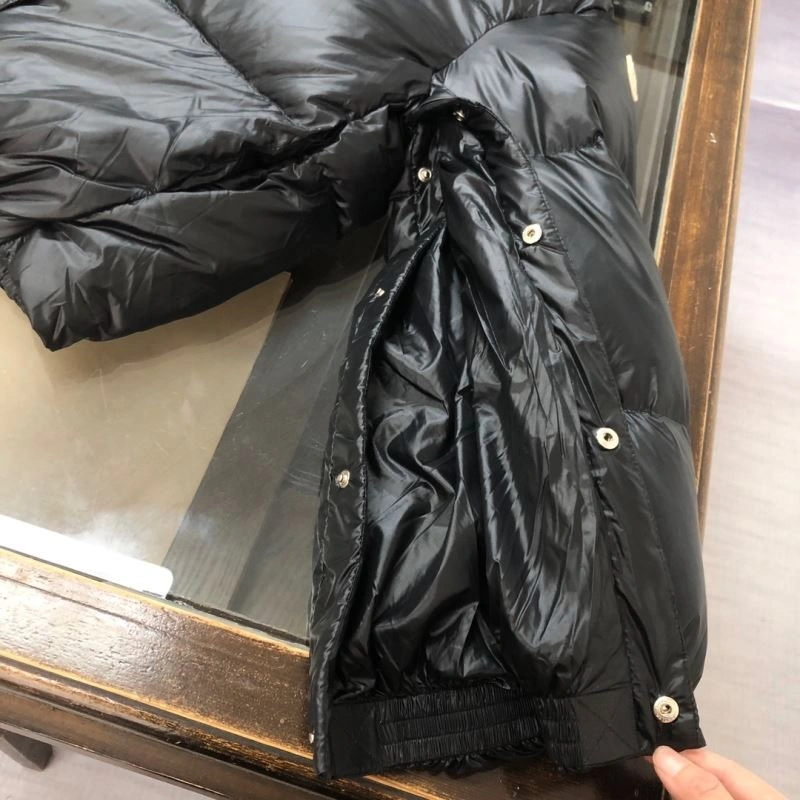 DailyWear Moncler Down Jackets 143972