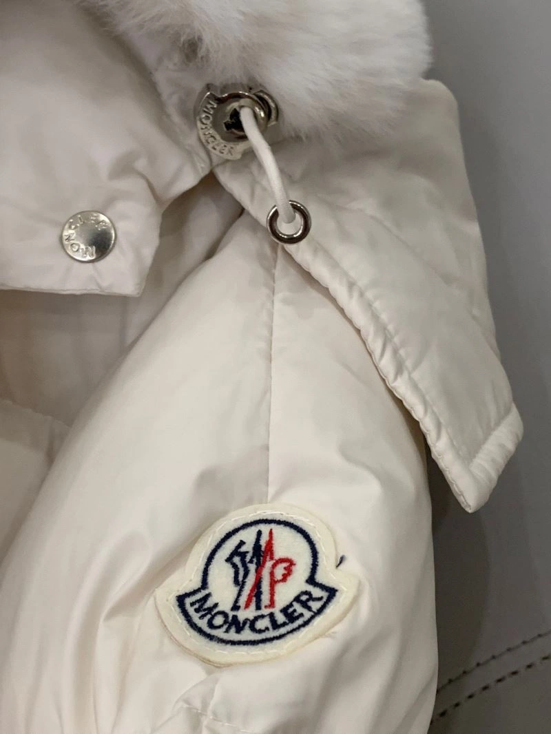 Moncler Down Jackets Stretchable 143965