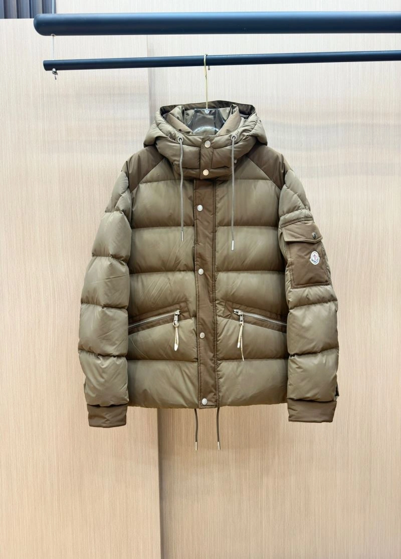 Moncler Down Jackets Sophisticated 143957