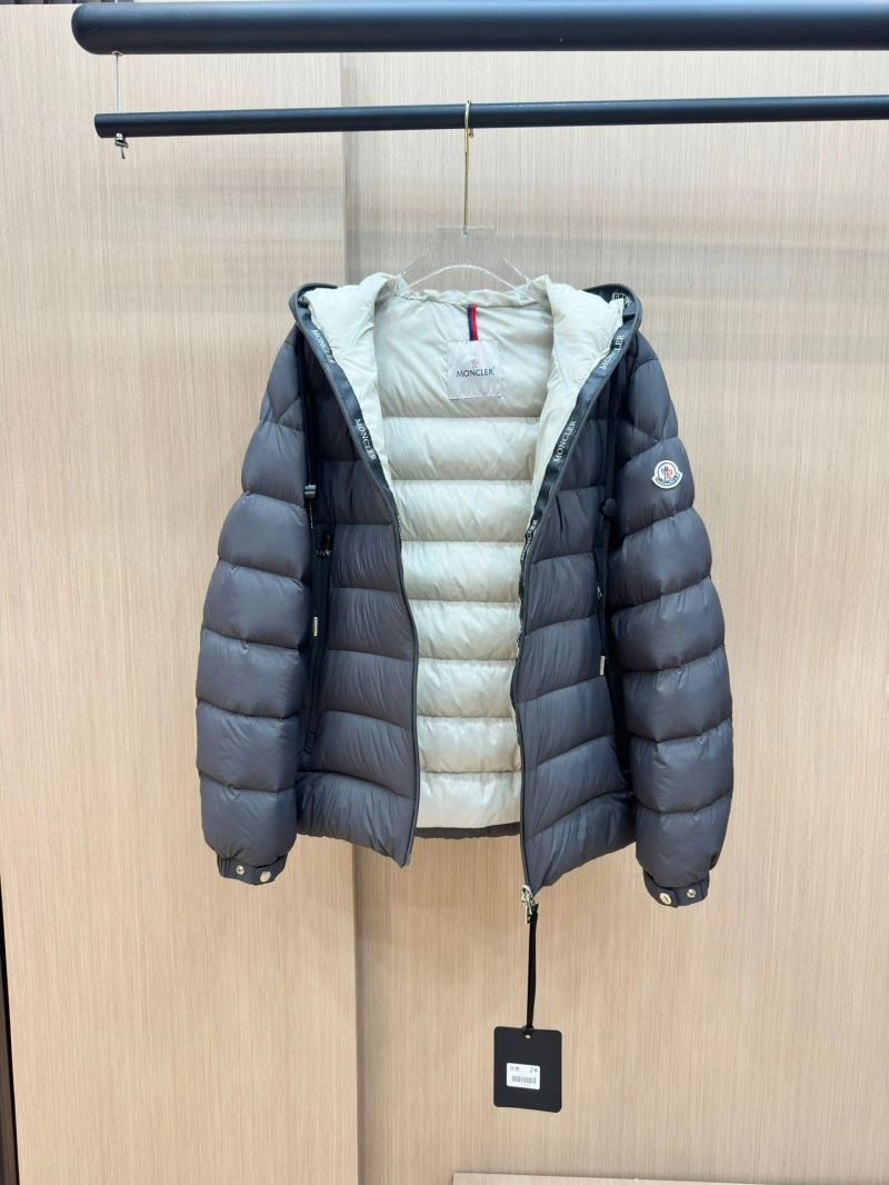 Moncler Down Jackets Popular 143954