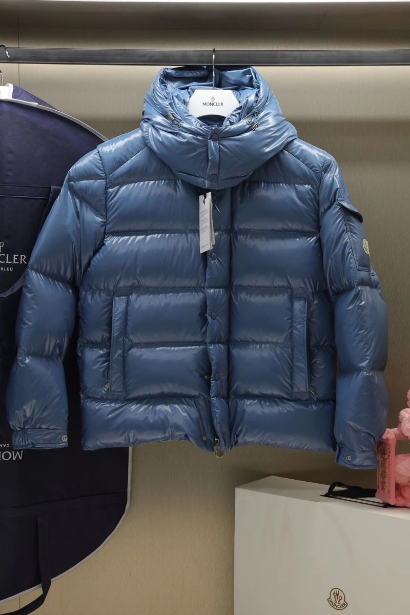 Bright Moncler Down Jackets 143952