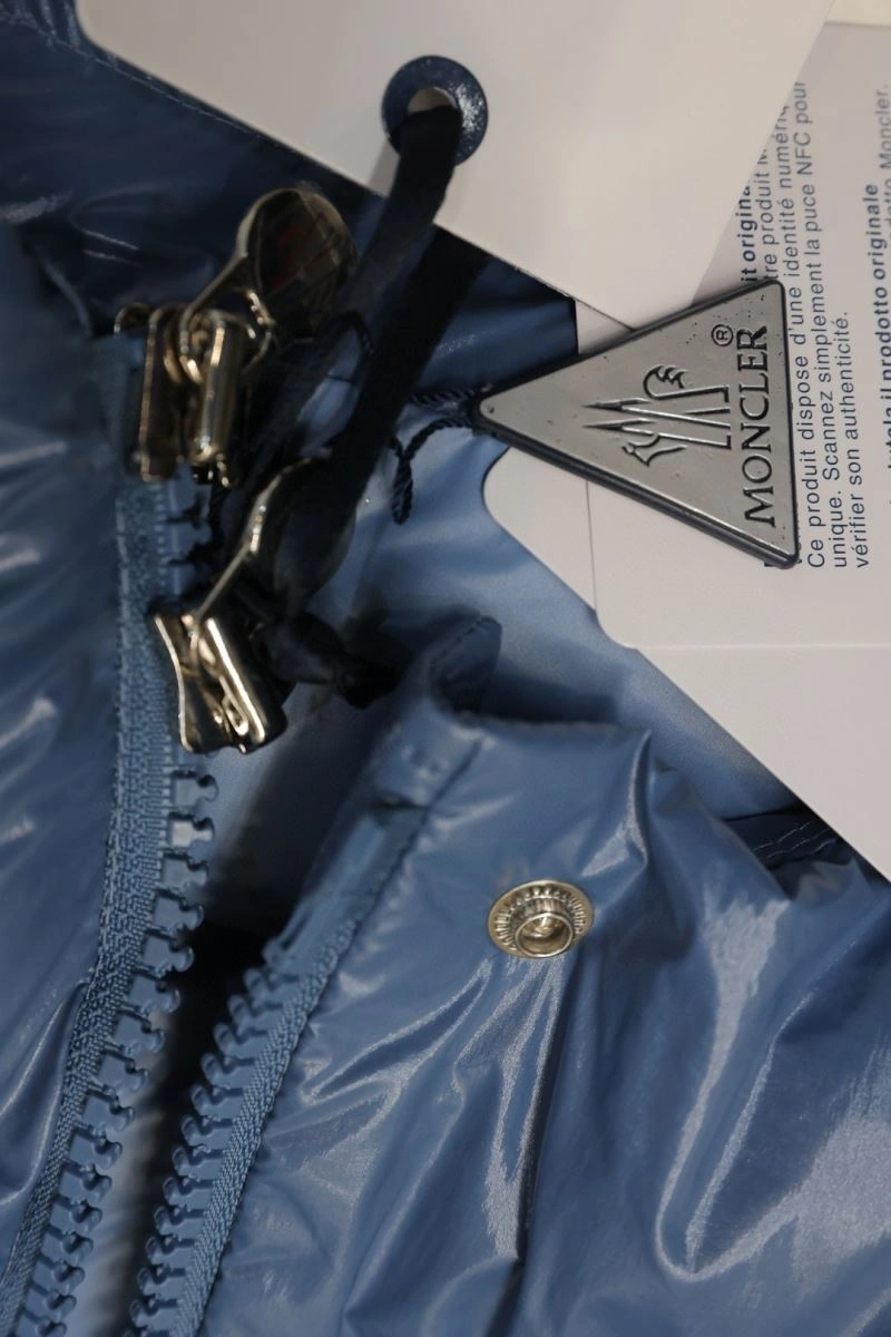 Bright Moncler Down Jackets 143952