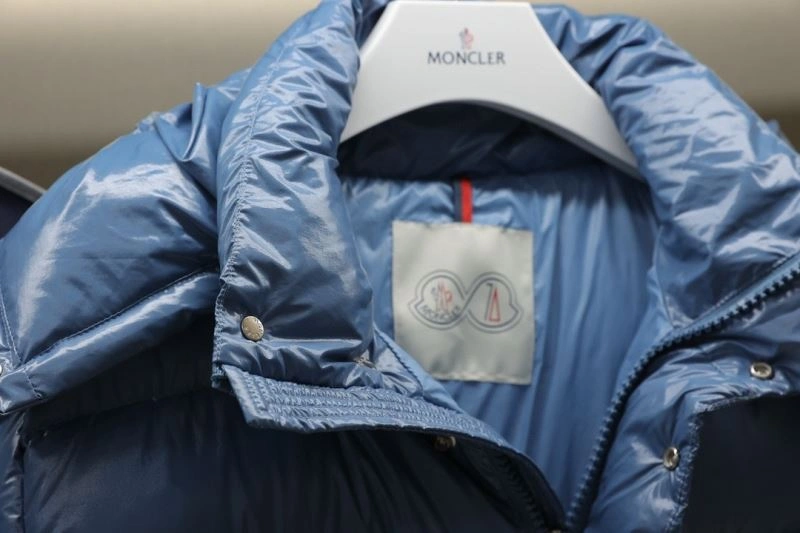 Bright Moncler Down Jackets 143952