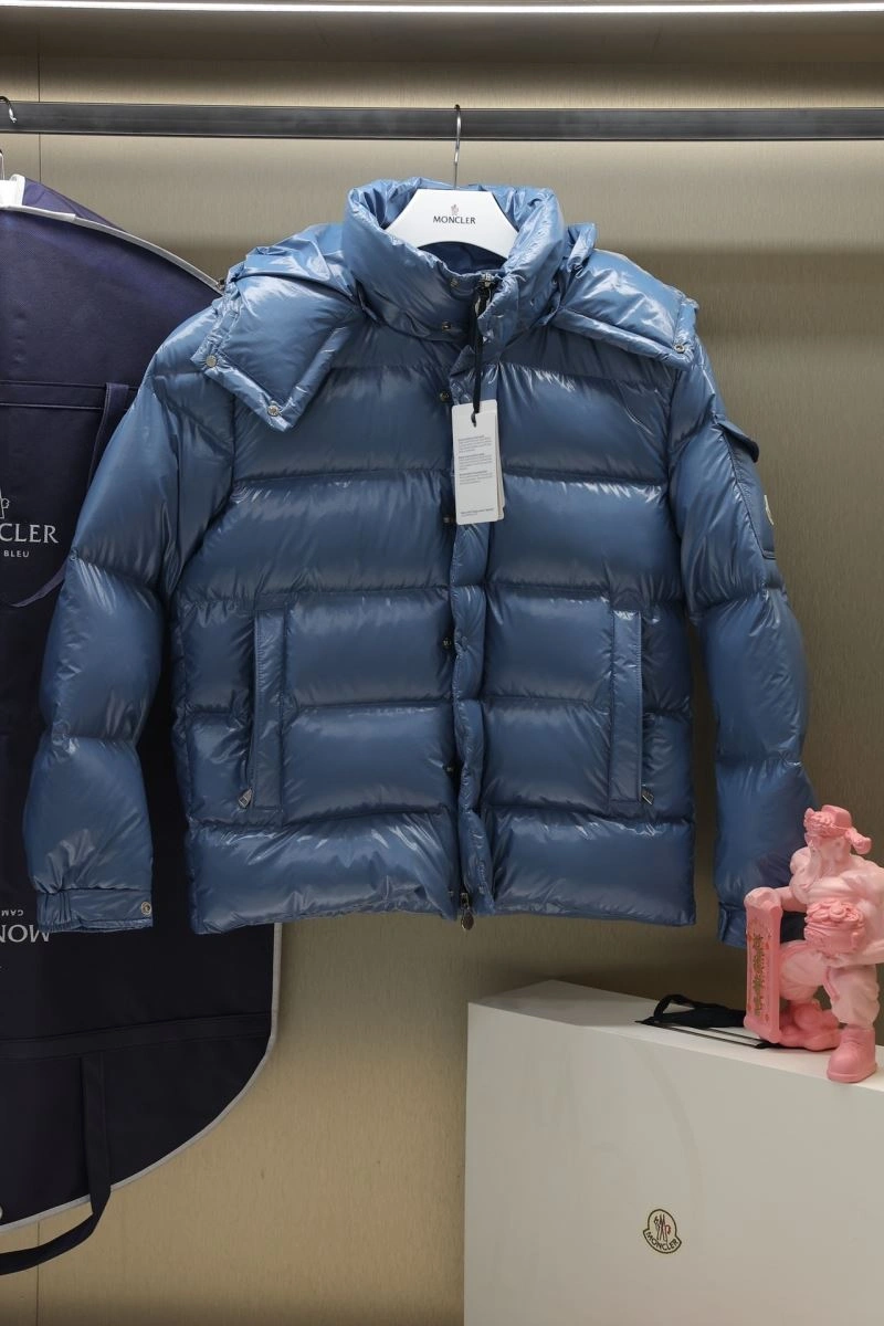 Bright Moncler Down Jackets 143952