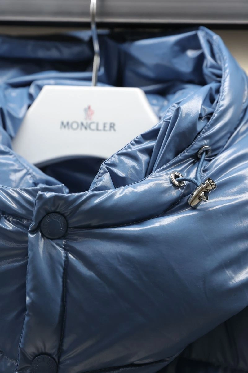 Bright Moncler Down Jackets 143952